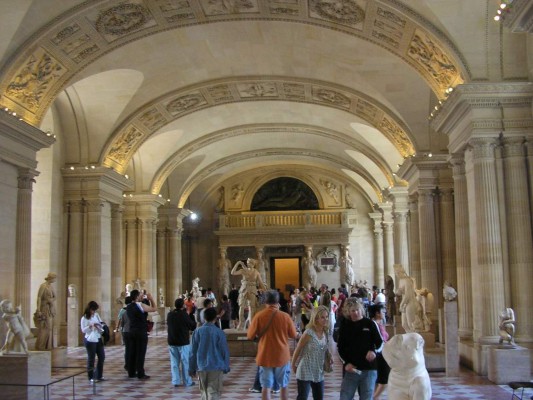 Artes decorativas francesas en 33 salas