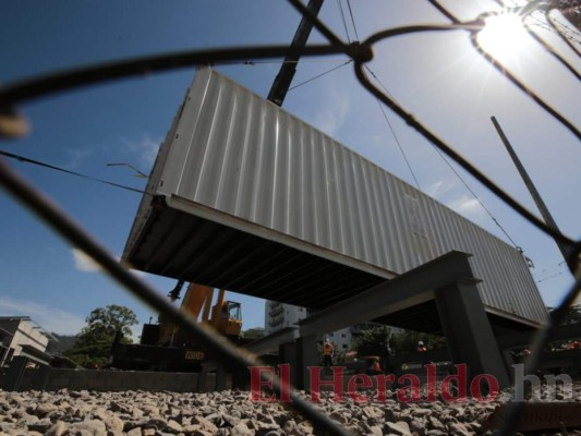 Inicia instalación de primeros módulos de hospital móvil de Tegucigalpa