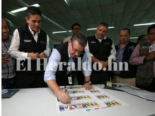 Este lunes inició la impresión de 18 millones de papeletas electorales