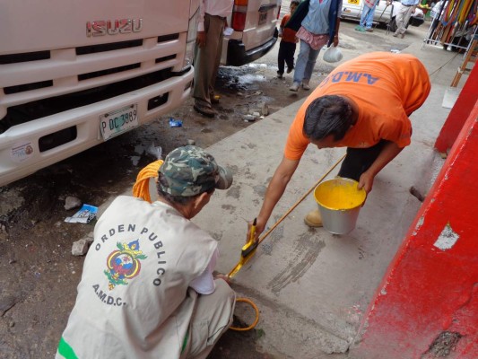 Realizan marcaje de alcantarillado