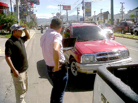 Operativo contra robo de carros y mora en matrícula