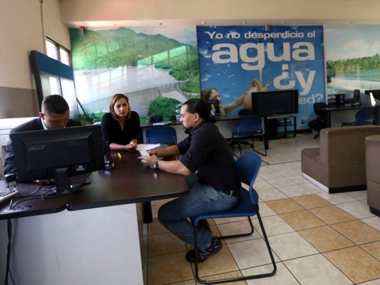 En abril revisarán los saldos de los clientes morosos del SANAA