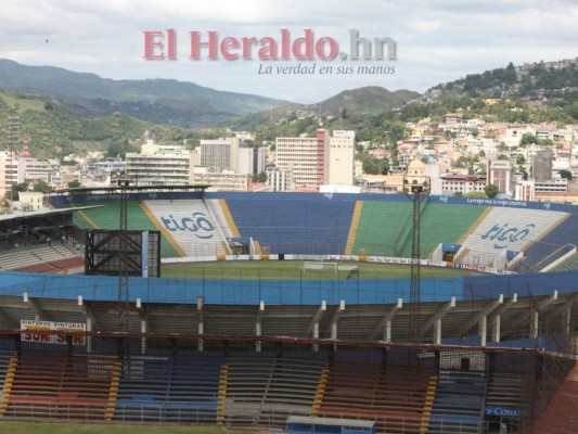la poca atención gubernamental al estadio Tiburcio Carías es tal que desde hace diez años que un patrocinador pintó las graderías no se volvieron a retocar. Foto: El Heraldo