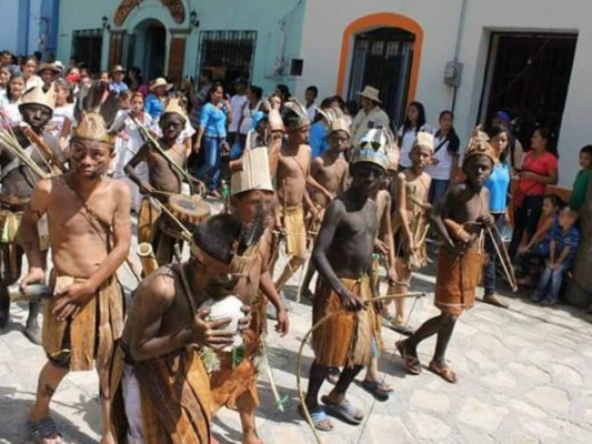 El himno al aclamado héroe nacional Lempira