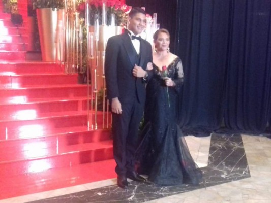 Prom 2019 de La Estancia School: Así fue el desfile de los seniors con sus elegantes atuendos