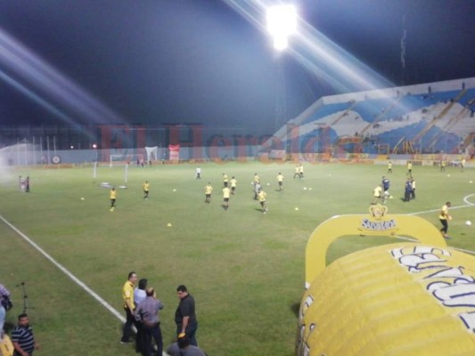 Real España gana 2-0 ante Real de Minas en el Morazán&nbsp;&nbsp;