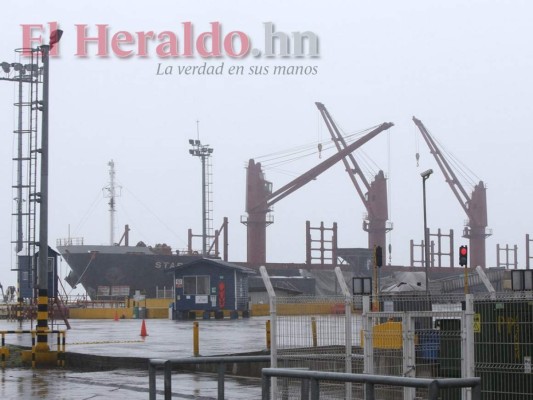 Instan al gobierno aminorar costos en puertos, para evitar que empresas se vayan
