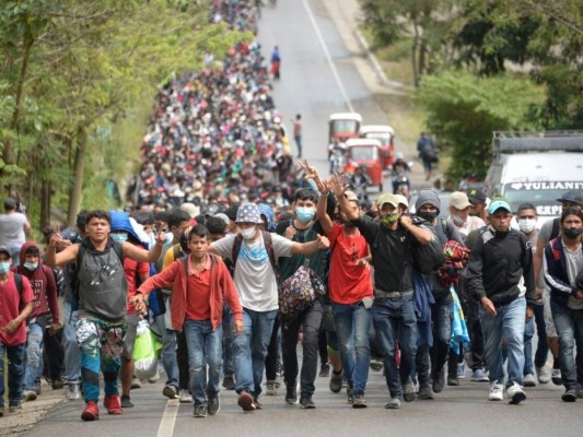 Dolorosos e impactantes videos de la caravana de hondureños migrantes