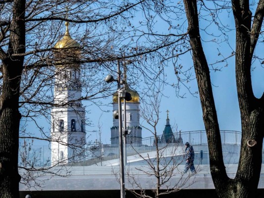 FOTOS: Rusia cierra sus fronteras y sus ciudadanos se refugian en casa