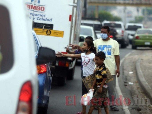 Los capitalinos en medio del Covid-19, unos acatan medidas, otros las ignoran