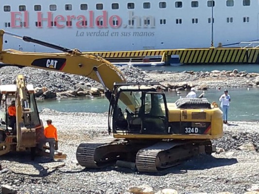 Fiscalía inspecciona obras de ampliación del muelle de cruceros de Roatán