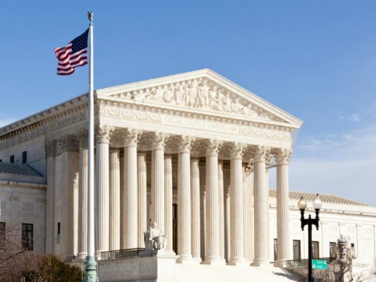 Inmigrante hondureña y su hijo demandan a EEUU por tratos inhumanos