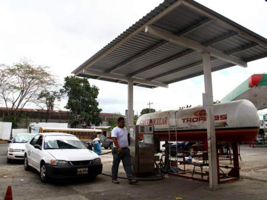 Paran migración de taxis a LPG