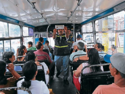 A medias comenzó a ser efectiva la rebaja de la tarifa del transporte urbano en la capital