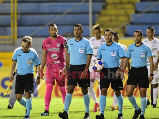 Rafael Zúniga: El árbitro me mandó a comer m...