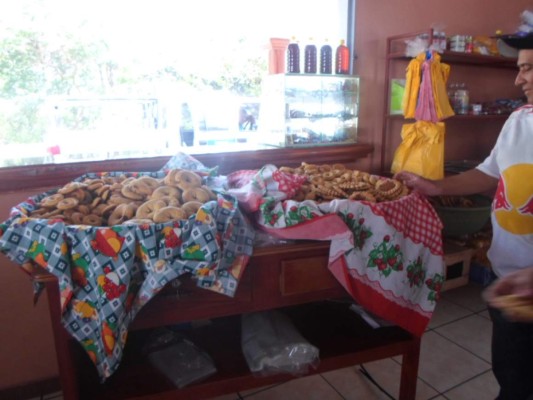 Sabanagrande, cuna de las rosquillas y las artesanías