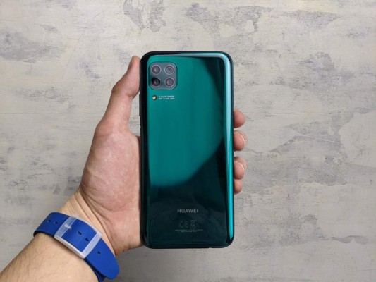 Huawei diversifica la gama media con el P40 Lite y su cámara cuádruple
