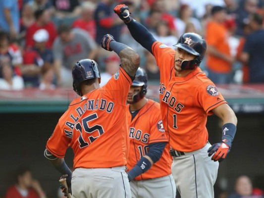 Astros aplastan a Indios y van a la final de la Liga Americana