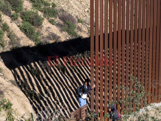 Donald Trump insiste con el muro en la frontera de EEUU con México