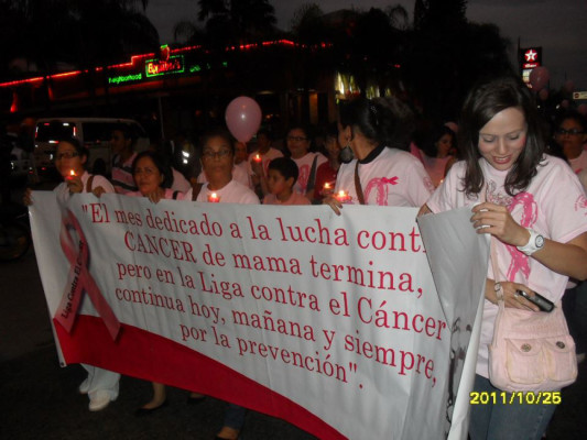 Extienden jornada contra el cáncer