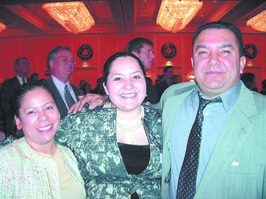 Hondureña fue asesora del candidato demócrata Tim Kaine