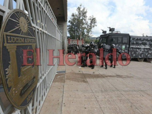 Integrantes del MEU y policías se enfrentan de nuevo en UNAH