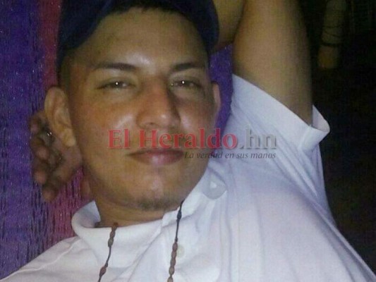FOTOS: Escena del crimen de hombre acribillado frente a esposa e hijas