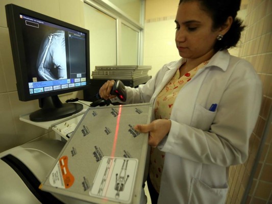 La digitalizadora de rayos X en el HEU es utilizada a diario.Foto: Alex Pérez/EL HERALDO