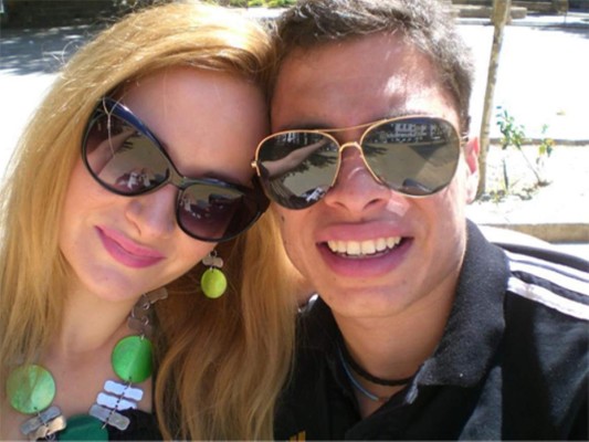 Ex de Baute dice que el cantante 'es un miserable, no tiene sentimientos'