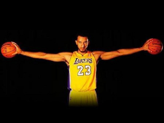 Oficial: Ronnie Aguilar no se pudo quedar en los Lakers