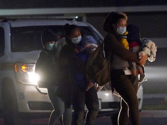 Harris liderará intentos de EEUU de resolver tema migratorio