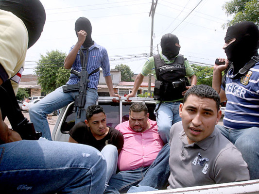 Dejan libre a subinspector arrestado por secuestro de periodista