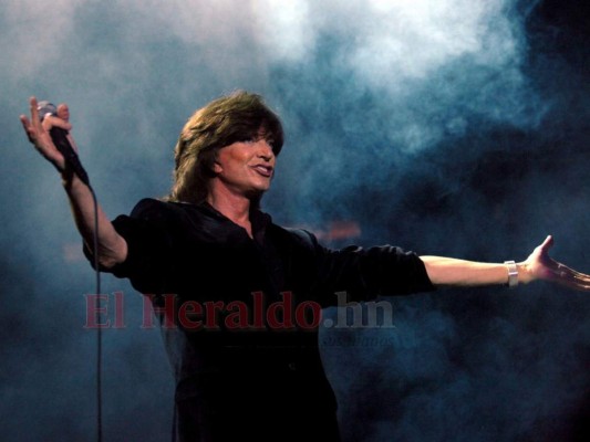 Camilo Sesto en Honduras: así conquistó a los catrachos en 2008