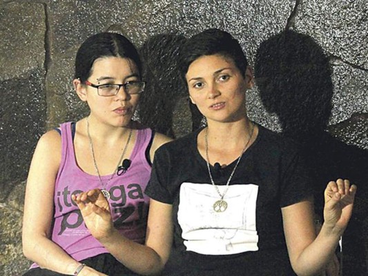 Pareja lesbiana anuncia batalla legal para defender matrimonio