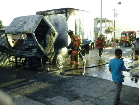 Confirman que cuerpo 'ensabanado' era de conductor de carro repartidor en SPS