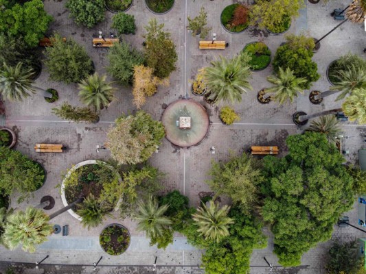 Un mundo sin gente: 19 imágenes aéreas de ciudades casi vacías por Covid-19