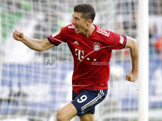 Con goles de James y Lewandowski, Bayern sale de mala racha&nbsp;