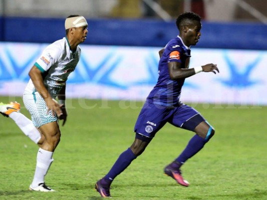 Motagua aplastó 4-0 a Platense en el Nacional y le saca ventaja en la tabla del Clausura