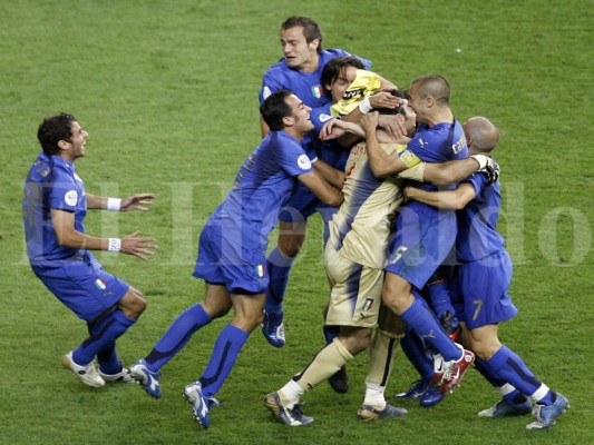 Alemania compró sede del Mundial-2006 según el Spiegel, la DFB lo niega