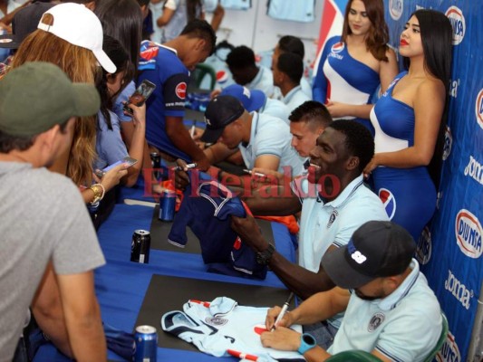 Motagua se dejó consentir por sus aficionados&nbsp;&nbsp;