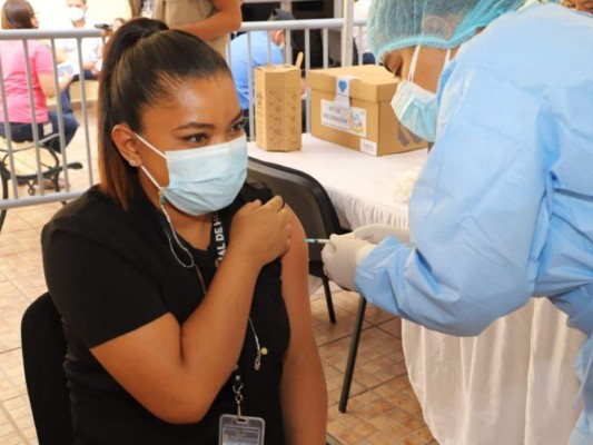 El 23 de junio culmina vacunación de personal del Congreso Nacional