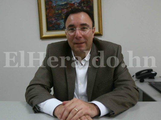 Partido Liberal rechaza propuesta de incluir nombre en las credenciales