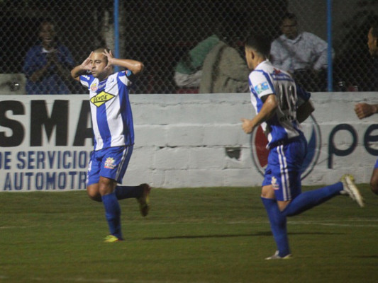 Victoria dejó al Real España en agonía