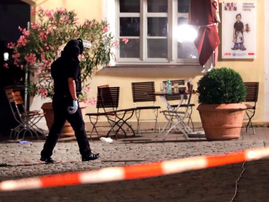 Ataque suicida de un solicitante de asilo en Alemania deja 12 heridos