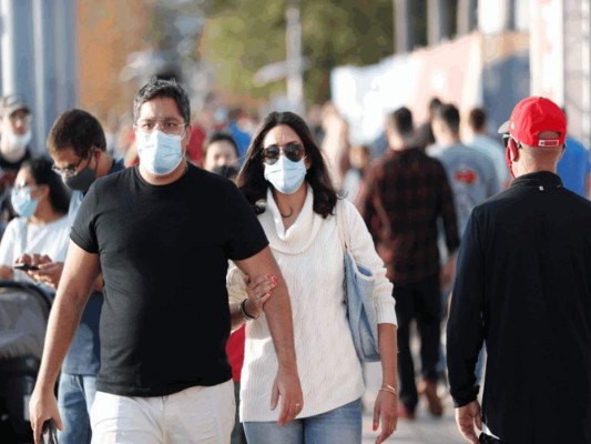 Los casos de covid-19 caen en EEUU gracias a una mejor prevención y una mayor inmunidad