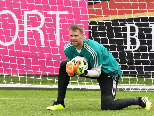 Joachim Löw decidirá tras el amistoso en Austria si Neuer va al Mundial de Rusia