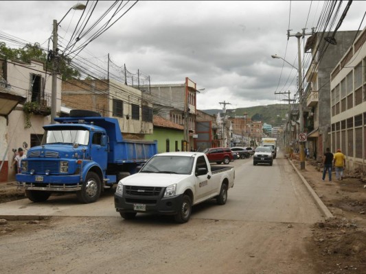 Habilitan tramo de calle en la avenida Gutenberg del barrio El Guanacaste de Tegucigalpa