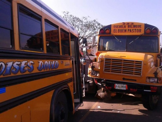Nueve muertos en cinco aparatosos accidentes viales en Honduras