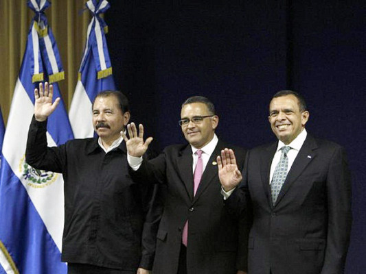 Presidentes de Honduras, Nicaragua y El Salvador se reúnen el martes
