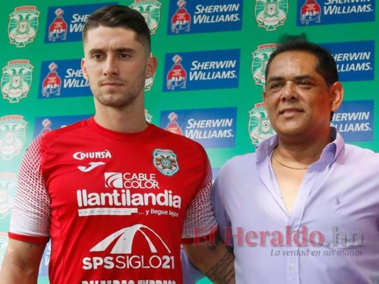 Esteban Espíndola es presentado en Marathón